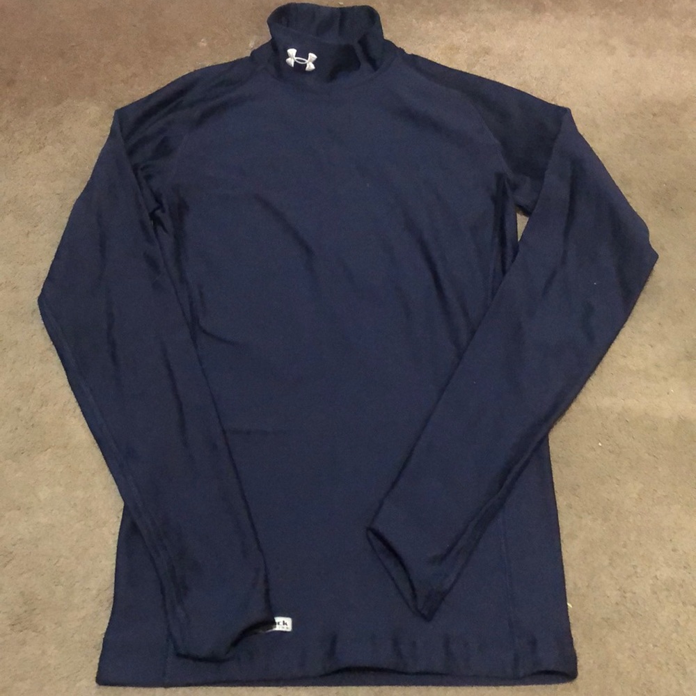 UNDER ARMOR turtleneck